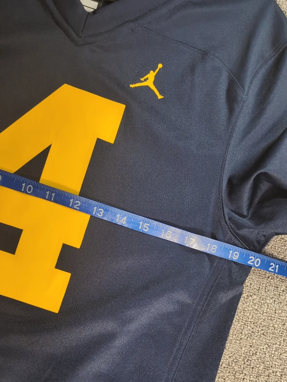 Jordan Michigan Wolverines Limited Football Jersey #4 Size Medium In U of M Blue
